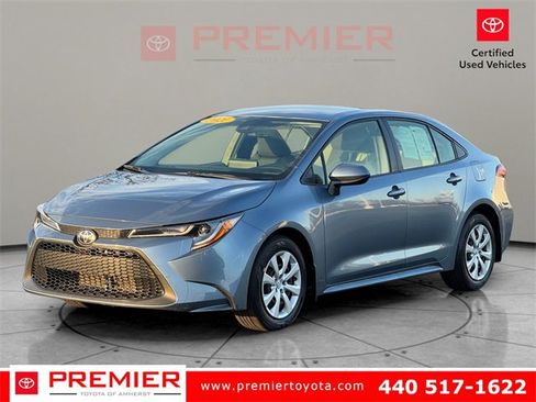 Used 2021 Toyota Corolla LE image 1