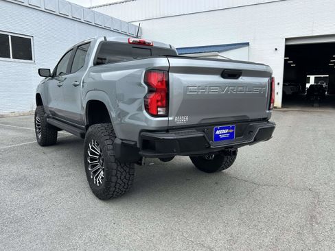 Used 2024 Chevrolet Colorado Z71 w/ Z71 Convenience Package 2 AWD/4WD image 5