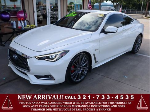 Used 2017 INFINITI Q60 Red Sport 400 RWD image 1