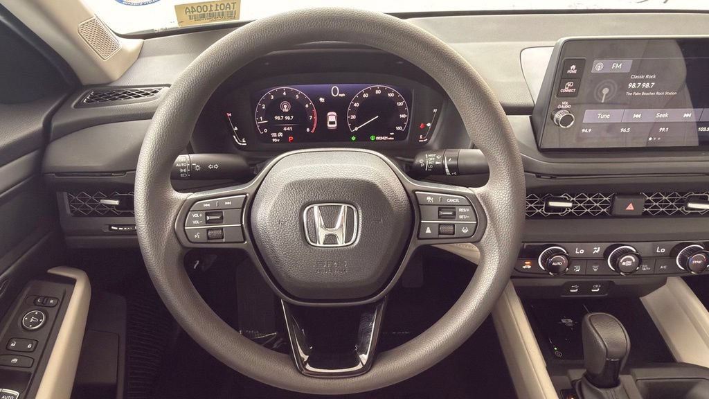Used 2026 Honda Accord SE image 22