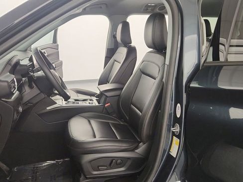 Certified 2024 Ford Explorer XLT w/ Equipment Group 202A AWD/4WD image 14