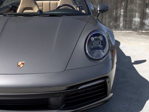 Certified 2020 Porsche 911 Carrera S RWD image 16