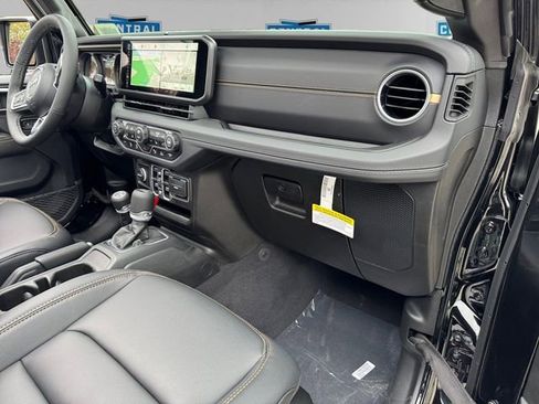 New 2025 Jeep Wrangler Sahara image 12