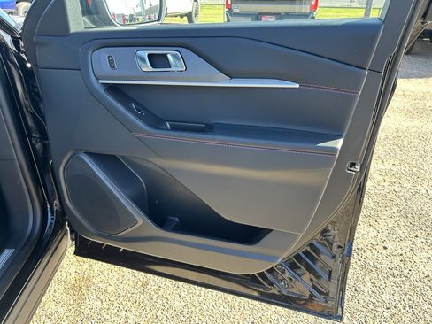 New 2026 Ford Explorer ST-Line image 24