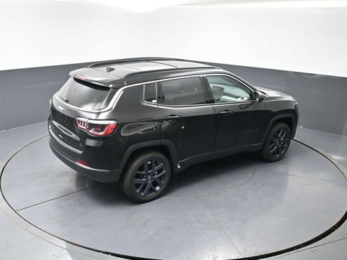 New 2026 Jeep Compass Latitude AWD/4WD image 30