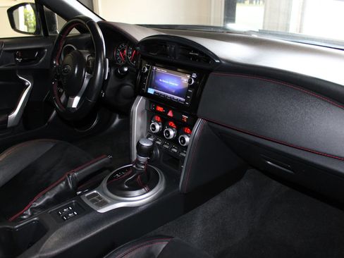 Used 2018 Subaru BRZ Limited RWD image 25