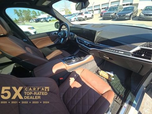 Used 2024 BMW X5 xDrive40i w/ M Sport Package image 28