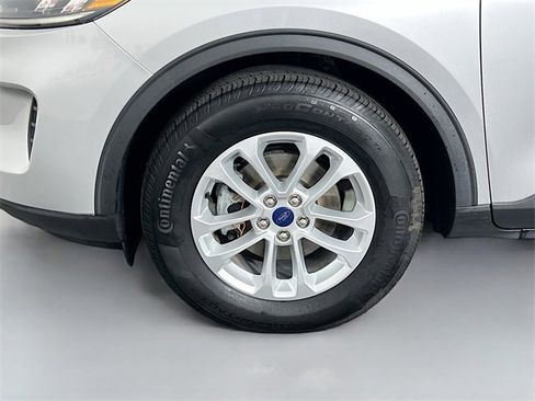 Used 2020 Ford Escape SE image 26