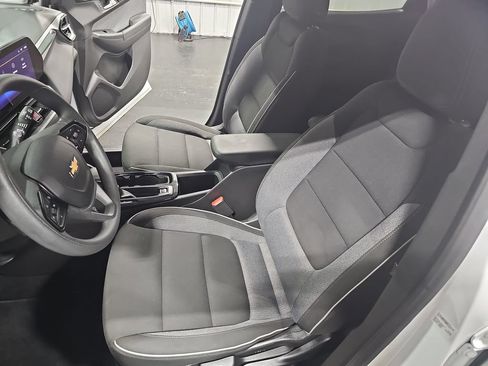 Used 2025 Chevrolet TrailBlazer LT AWD/4WD image 14