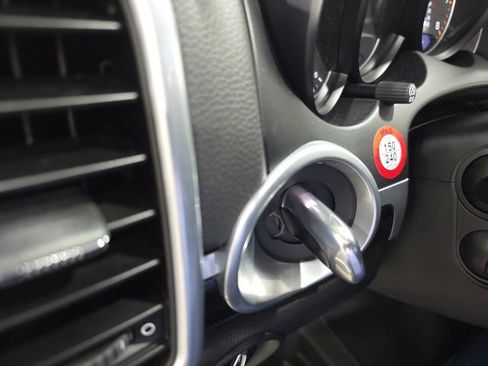 Used 2017 Porsche Cayenne S image 22