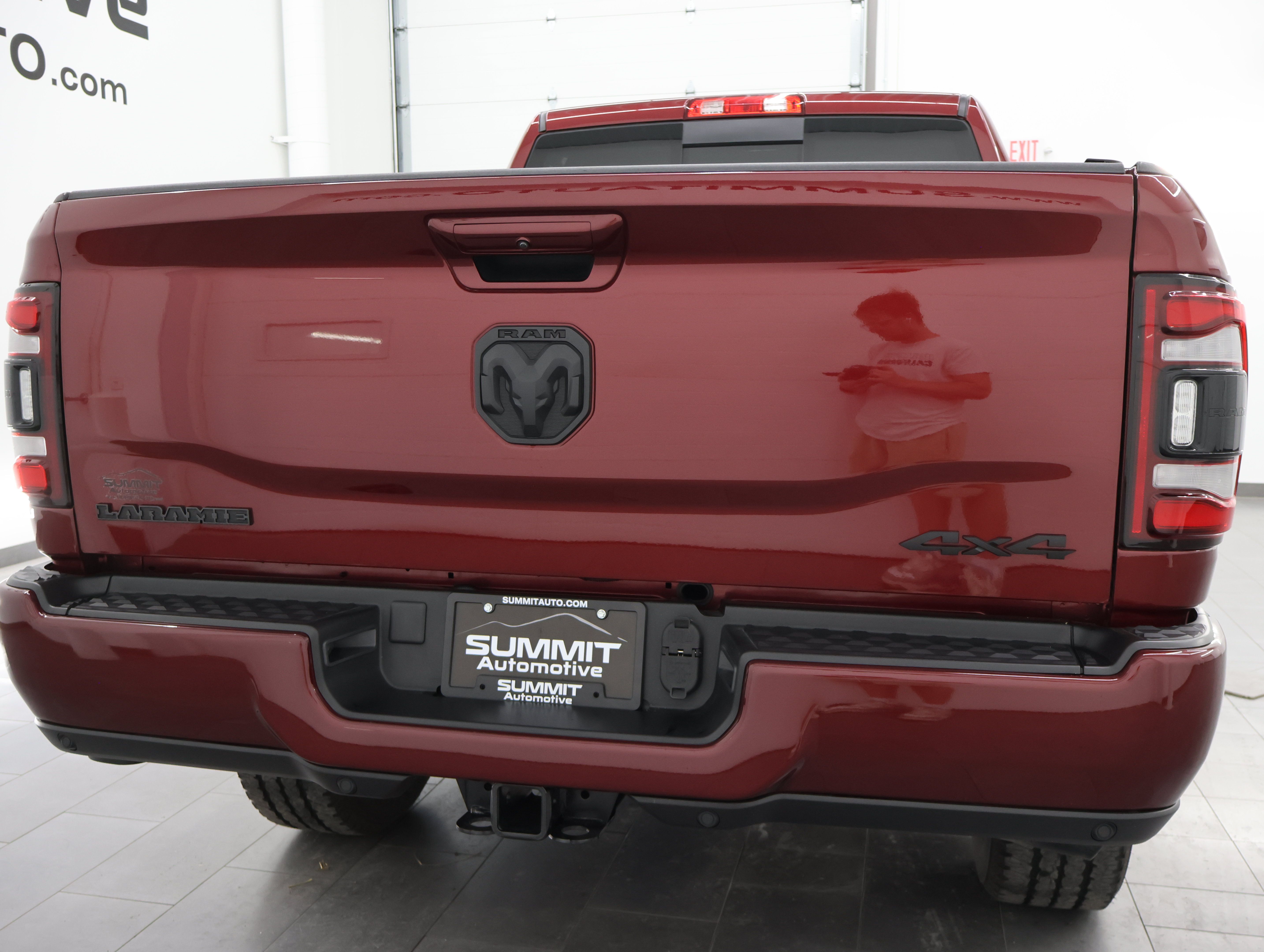 Used 2024 RAM 2500 Laramie w/ Night Edition AWD/4WD image 28