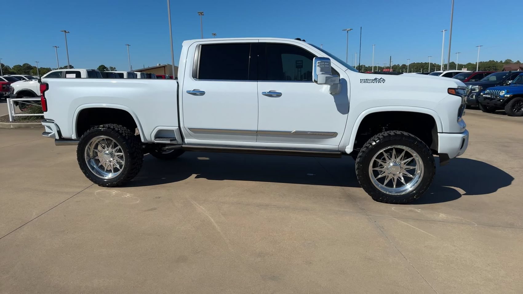 New 2026 Chevrolet Silverado 2500 High Country w/ Technology Package AWD/4WD image 2