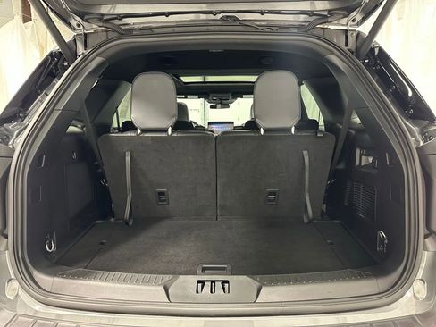 Used 2025 Ford Explorer ST-Line image 48