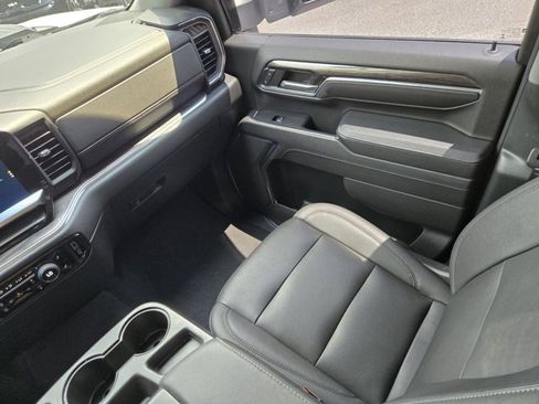 Used 2024 Chevrolet Silverado 2500 LTZ AWD/4WD image 14