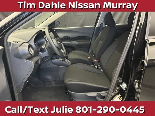Used 2025 Nissan Kicks Play S FWD image 21