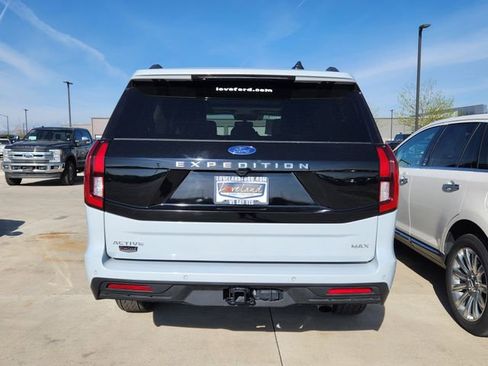 Certified 2025 Ford Expedition Max Active image 3