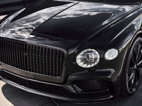 Used 2023 Bentley Flying Spur S V8 AWD/4WD image 6