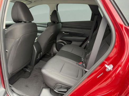 New 2026 Hyundai Tucson SE image 16