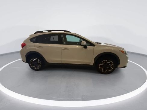 Used 2014 Subaru Crosstrek 2.0i Limited AWD/4WD image 9