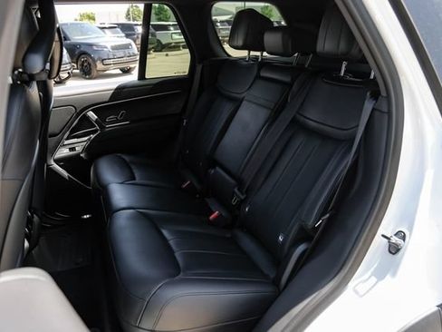 New 2026 Land Rover Range Rover SE AWD/4WD image 49
