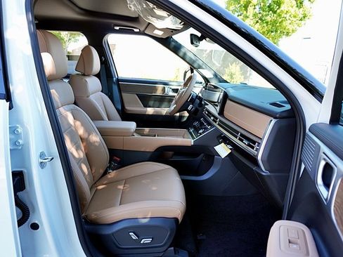 New 2025 Hyundai Santa Fe Limited image 14