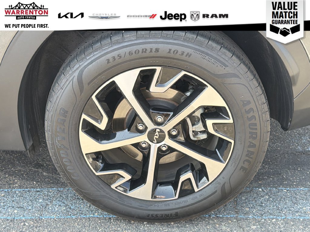 Used 2024 Kia Sportage EX AWD/4WD image 34