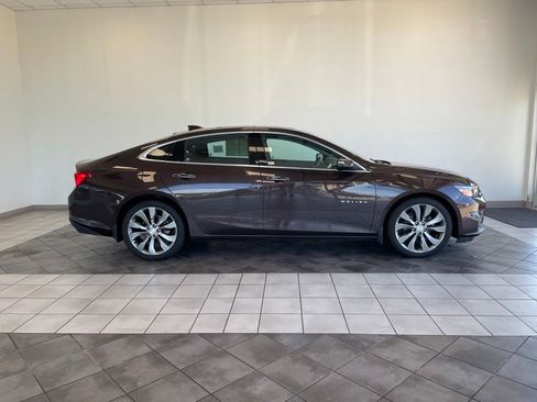 Used 2016 Chevrolet Malibu Premier w/ Driver Confidence Package II FWD image 5