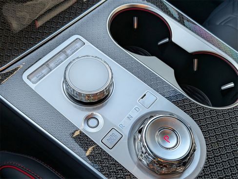 New 2026 Genesis GV80 3.5T e-SC image 24