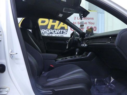 Used 2025 Honda Civic Sport image 7