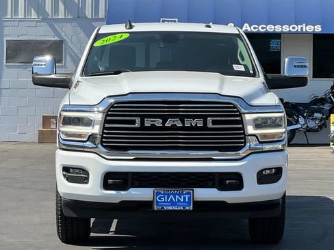 Used 2024 RAM 2500 Laramie AWD/4WD image 9
