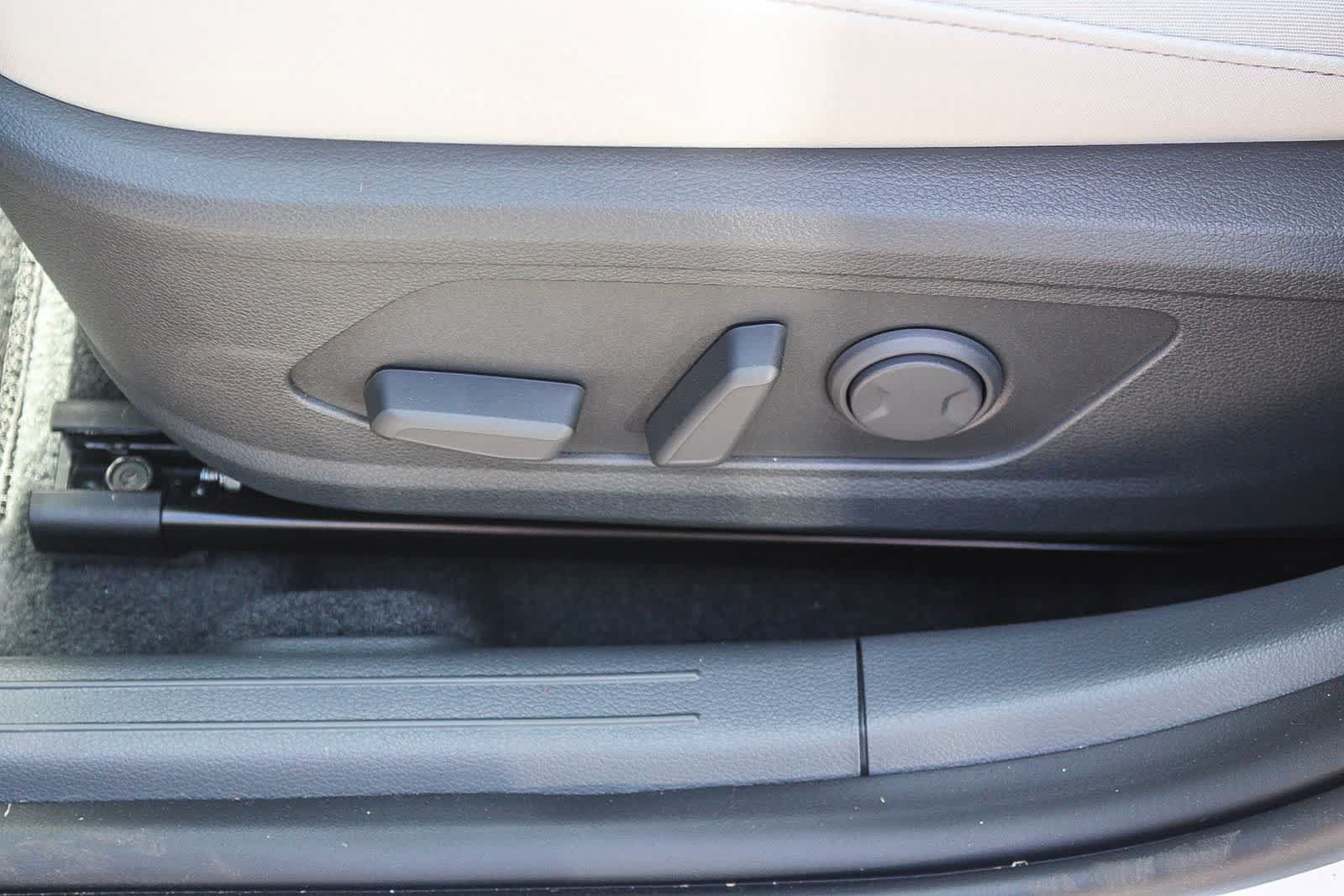 Certified 2026 Hyundai Sonata SEL FWD image 43