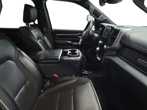 Used 2023 RAM 1500 Laramie AWD/4WD image 11