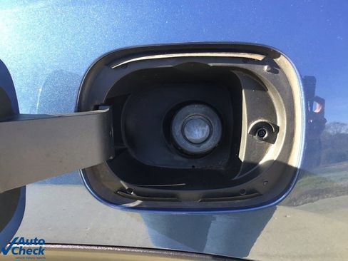 Used 2024 Chevrolet Traverse LT image 10