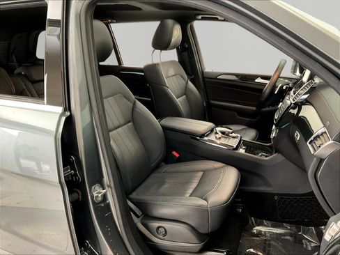 Certified 2019 Mercedes-Benz GLS 450 4MATIC image 30