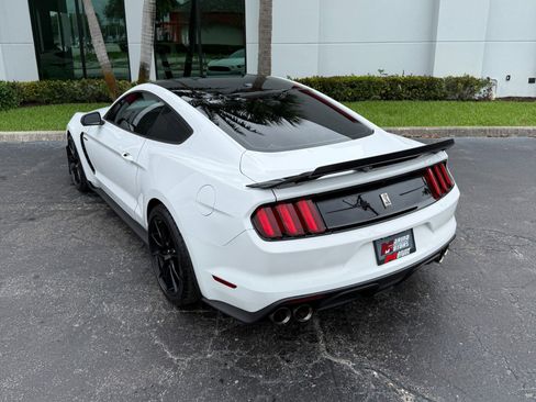Used 2019 Ford Mustang Shelby GT350 w/ Technology Package image 16