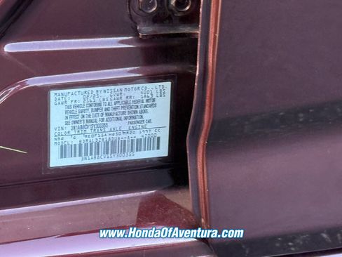 Used 2025 Nissan Sentra SV FWD image 19