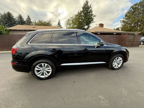 Used 2018 Audi Q7 3.0T Premium Plus image 4