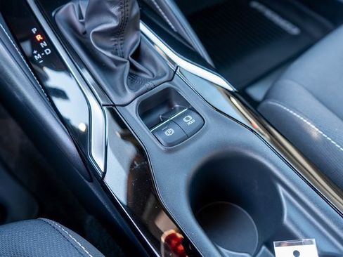 Used 2022 Toyota Corolla SE w/ SE Preferred Package image 34