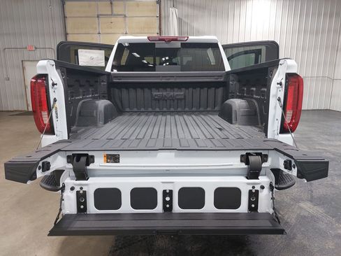 New 2026 GMC Sierra 1500 Denali w/ Denali Reserve Package image 13