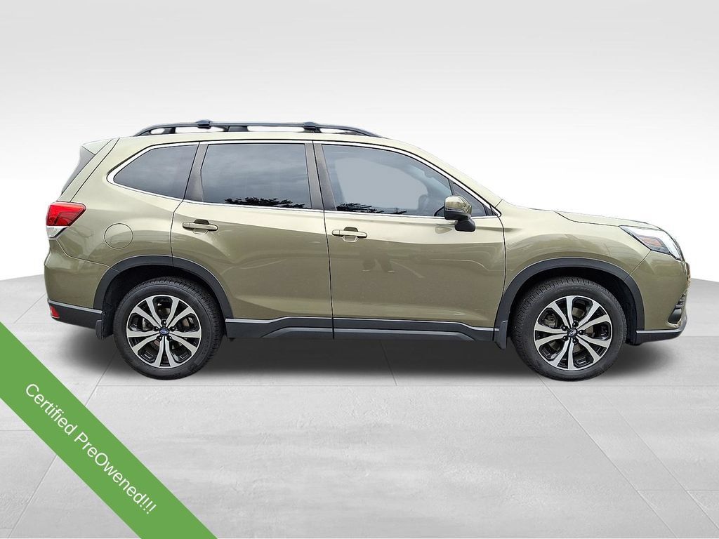Used 2023 Subaru Forester Limited AWD/4WD image 7
