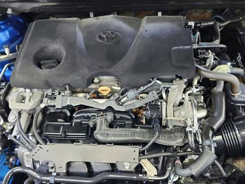 Used 2019 Toyota Camry SE FWD image 34