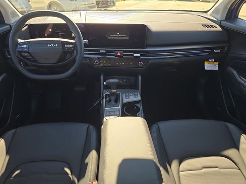 New 2026 Kia Sportage SX image 13