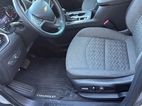 Used 2023 Chevrolet Equinox LT image 20