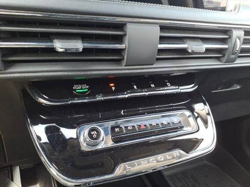 Used 2024 Lincoln Corsair AWD image 22