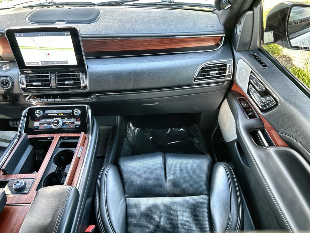 Used 2021 Lincoln Navigator L Reserve w/ Luxury Package AWD/4WD image 14