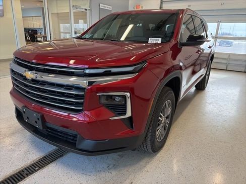 New 2026 Chevrolet Traverse LT image 10
