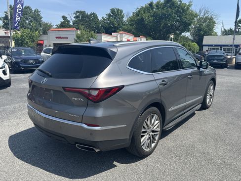 Used 2023 Acura MDX SH-AWD w/ Advance Package image 7