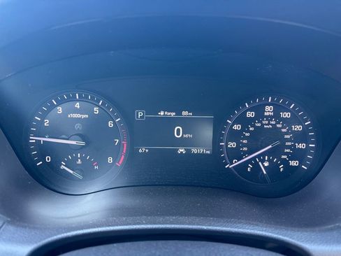 Used 2018 Genesis G80 3.8 AWD/4WD image 11