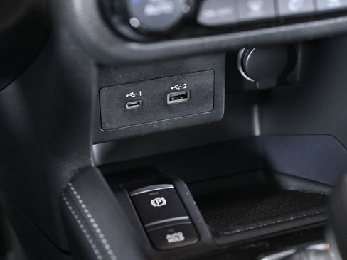 Used 2021 Nissan Kicks SR w/ SR Premium Package image 19