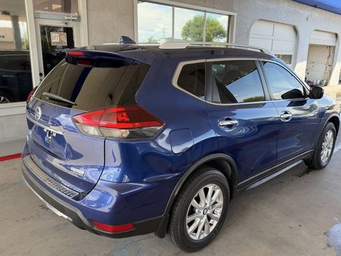 Used 2020 Nissan Rogue S w/ Special Edition Package FWD image 5